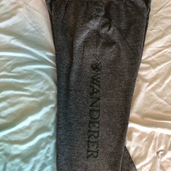 Drawstring sweatpants - Picture 3 of 3